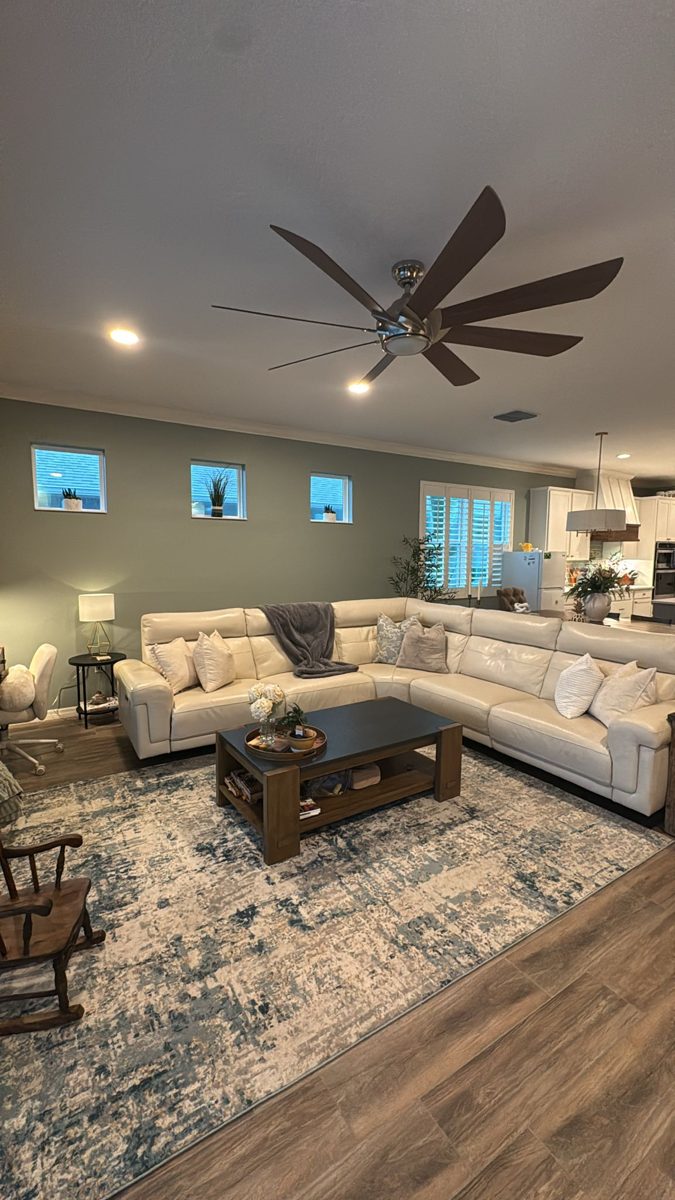 Clean family room after a Nona Cleaning visit